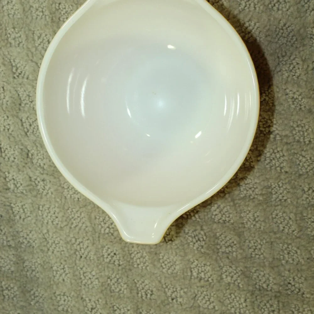 VTG Pyrex Butterfly Gold Cinderella Nesting Mixing Bowls Complete Set of 4 – USA